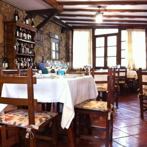 فندق Barcenacionesفي  Meson El Pucheru المظهر الخارجي الصورة